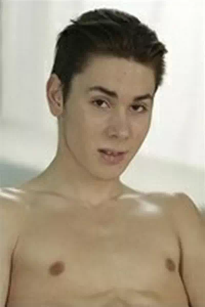 Enzo-Sky.webp