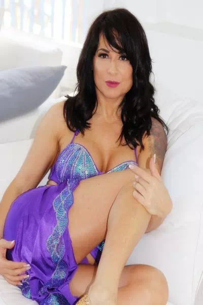 Eva Morales – miniatura