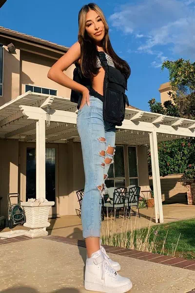 Georgia Lopez – miniatura