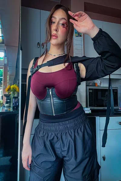 Georgia Paras – miniatura