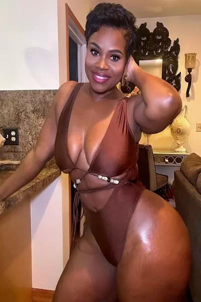 Gigi Empress – miniatura