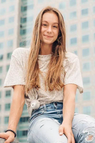 Grace McCallum – miniatura