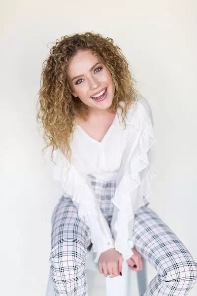 Gracie Gilbert – miniatura