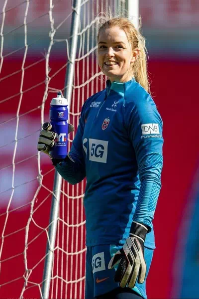 Guro Pettersen – miniatura