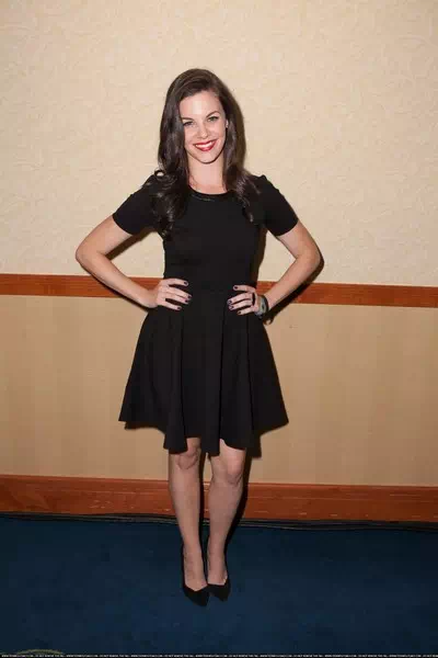 Haley Webb – miniatura