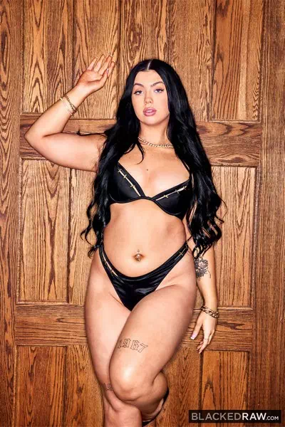 Holly Day PAWG – miniatura