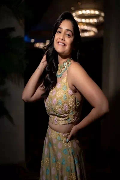 Hruta Durgule – miniatura