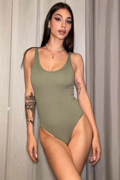 Iolanda Dibattista – miniatura