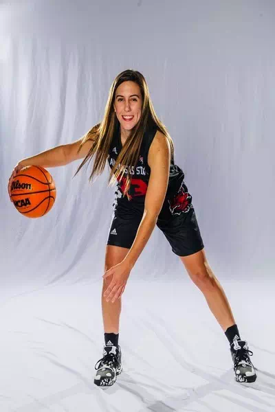 Izzy Higginbottom – miniatura