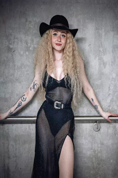 Janet Devlin – miniatura