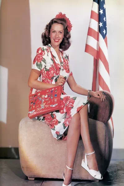 Jinx Falkenburg – miniatura