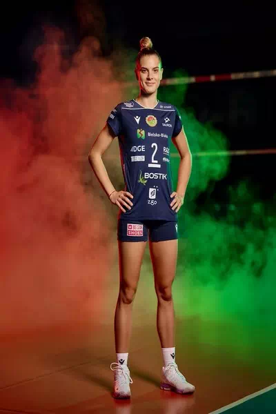 Julia Nowicka – miniatura