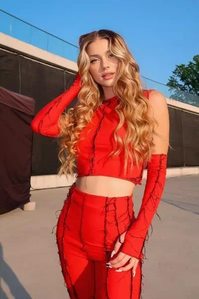 Julia Zugaj – miniatura