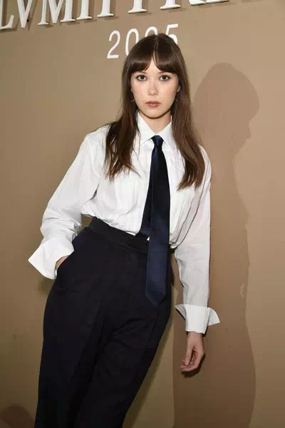 Junia Lin Jonsdottir – miniatura