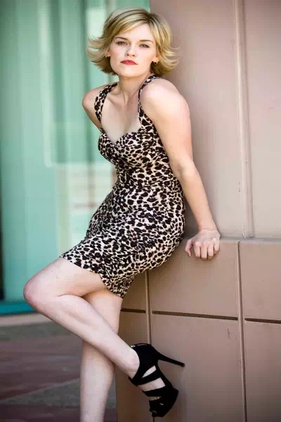 Kari Wahlgren – miniatura