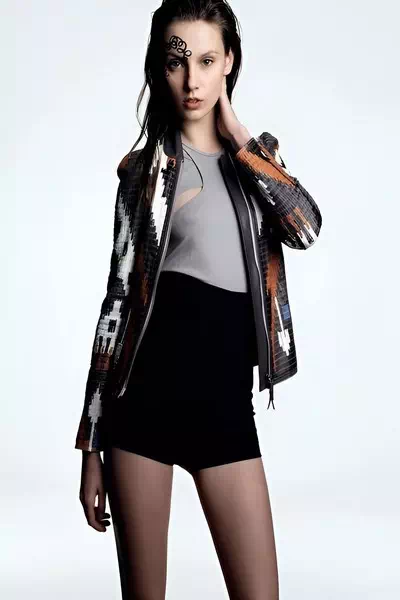 Karina Gubanova – miniatura