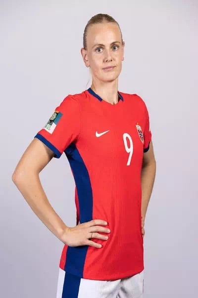 Karina Saevik – miniatura