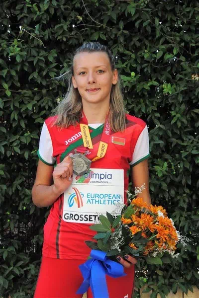 Karyna Demidik – miniatura