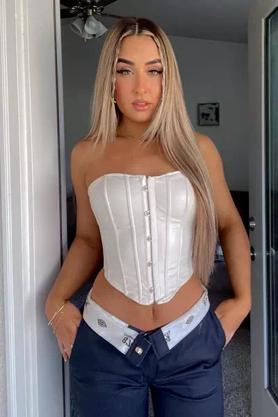 Kate Morehouse – miniatura