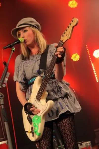 Katie White (musician) – miniatura