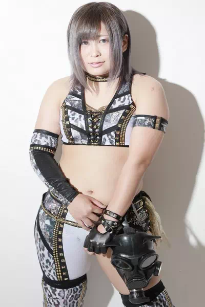 Konami Takemoto – miniatura