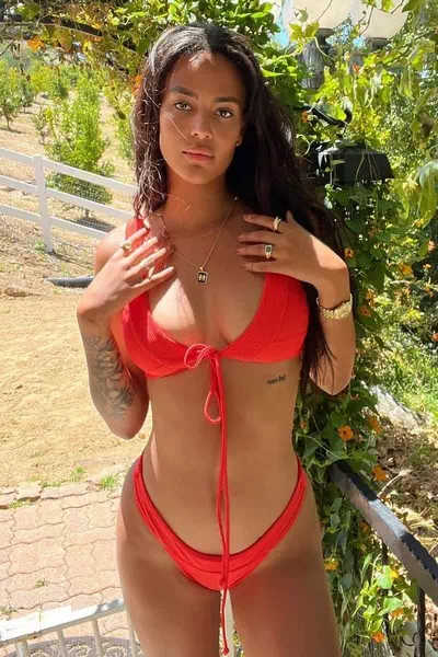 Kyra Green – dzisiejszy solenizant