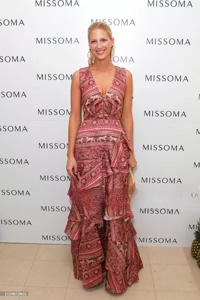 Lady Gabriella Kingston – miniatura