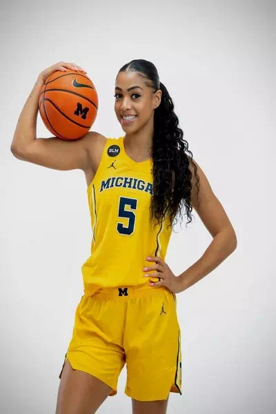 Laila Phelia – miniatura