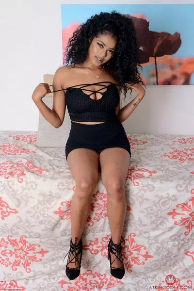 Lala Camile – miniatura