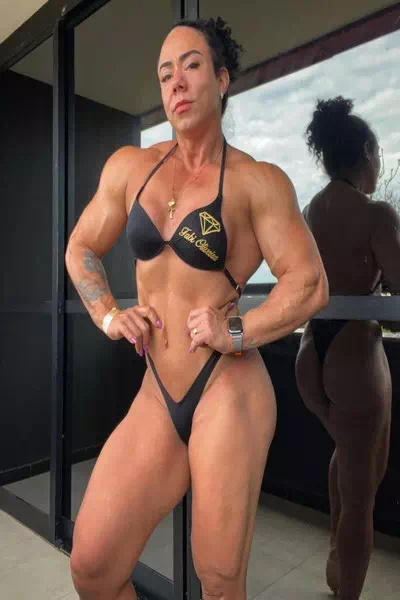 Larissa Araujo – miniatura