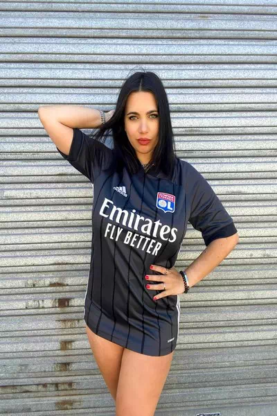 Laura B – miniatura