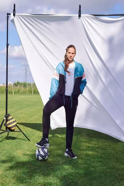 Laura Giuliani – miniatura