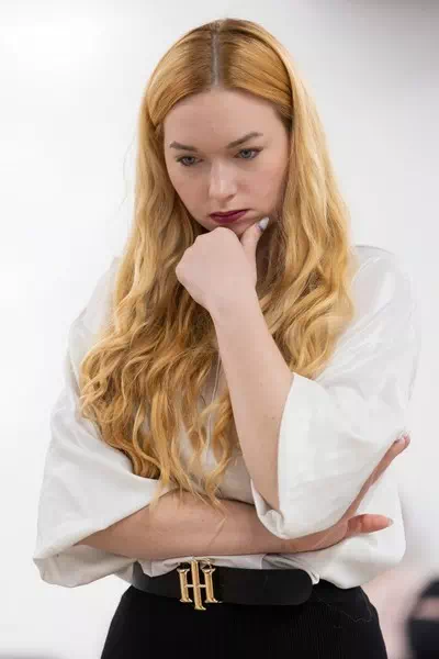 Laura Unuk – miniatura