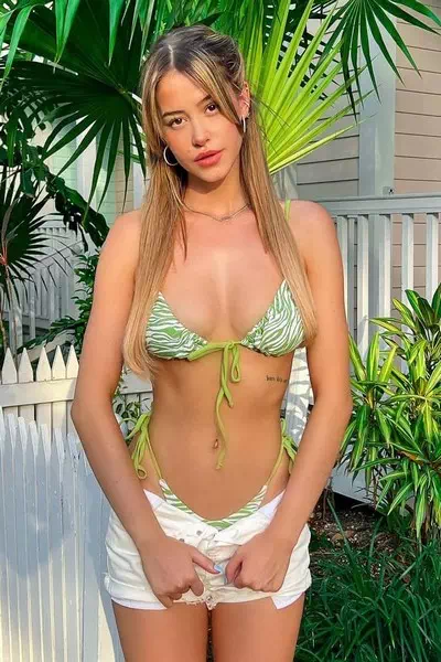 Lea Elui – miniatura