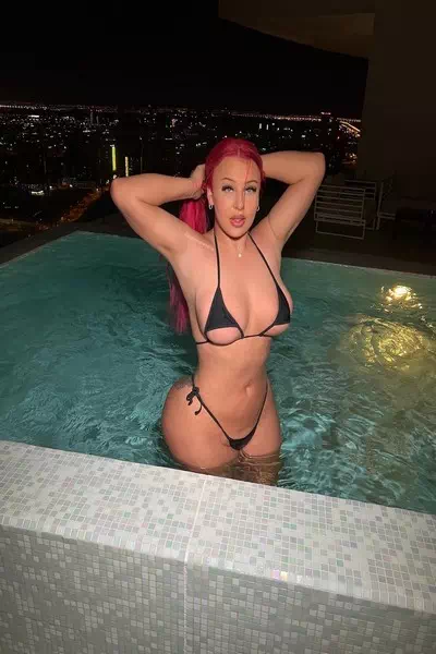 Lia Rei – miniatura