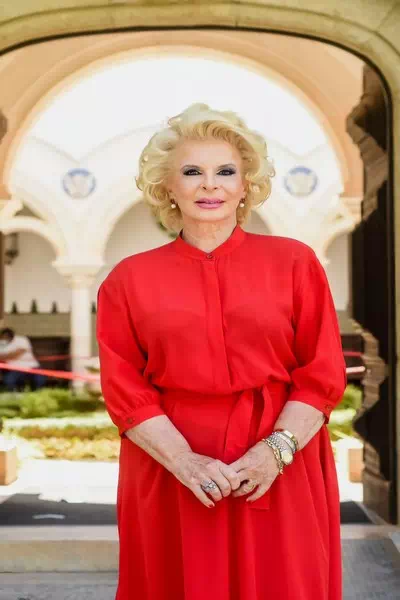 Lili Canecas – miniatura