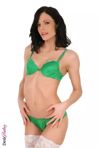 Liz Valery – miniatura