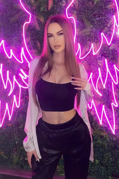 Loresa Hamitaj – miniatura