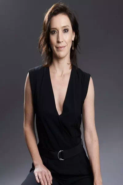 Louise Barnes – miniatura