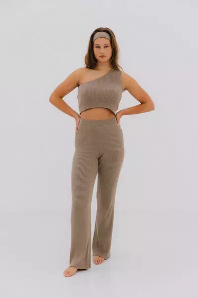 Louise Van Der Feltz – miniatura