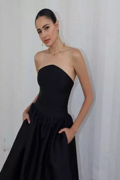 Lucy Ayoub – miniatura