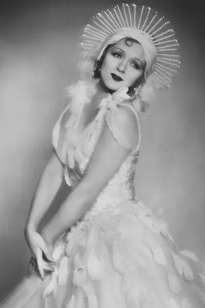 Lya Mara – miniatura