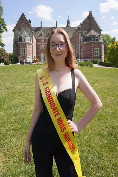 Manonolita – miniatura