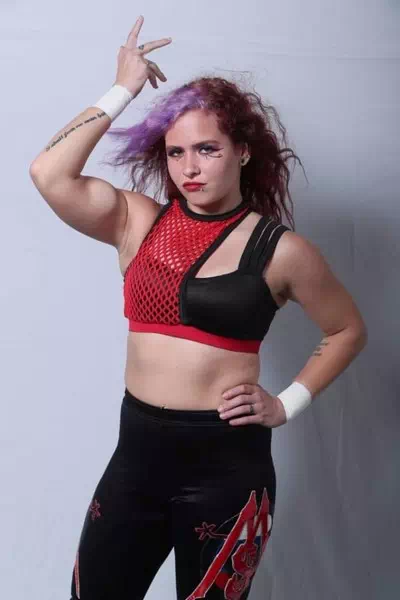 Masha Slamovich – miniatura