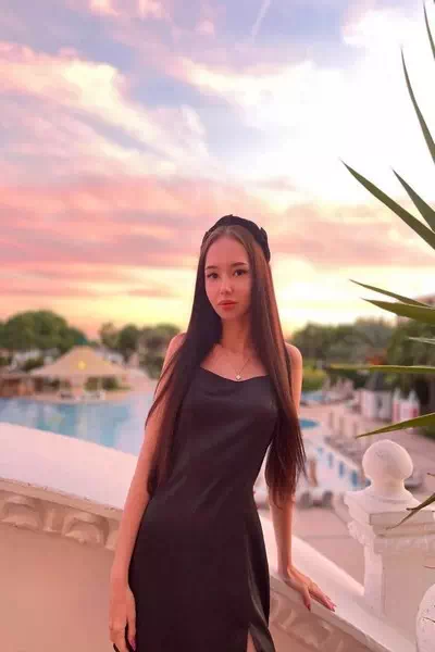 Maya Hjelm – miniatura