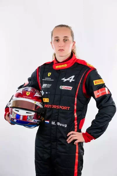 Maya Weug – miniatura