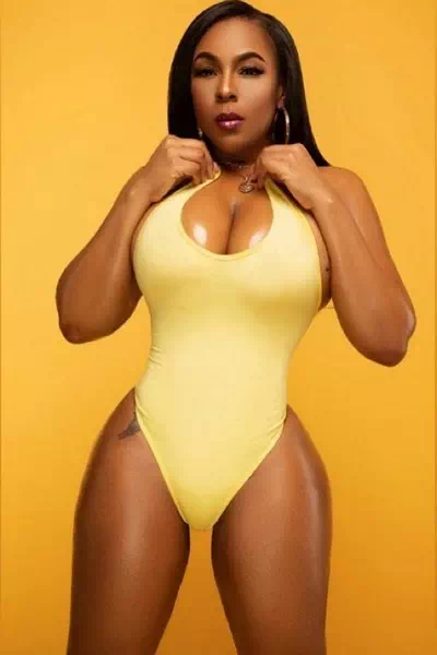 Mena Monroe – miniatura