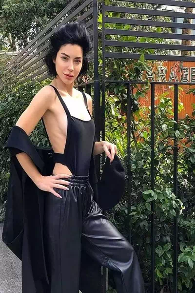 Merve Bolugur – miniatura