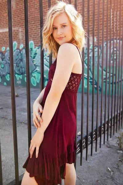 Mia Dinoto – miniatura