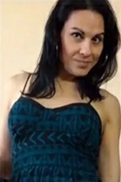 Mona-Vela.webp
